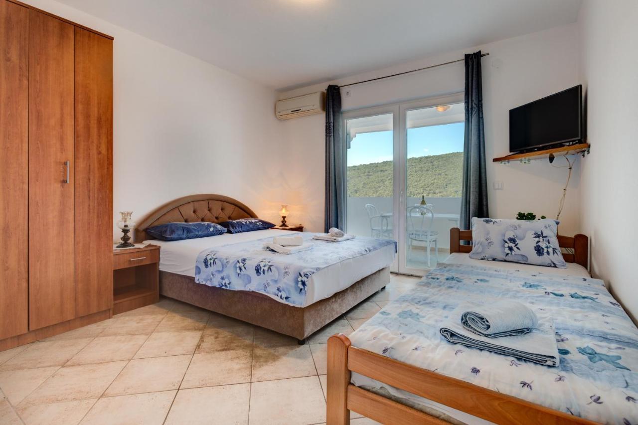 Apartments Vesna Tivat Exterior foto