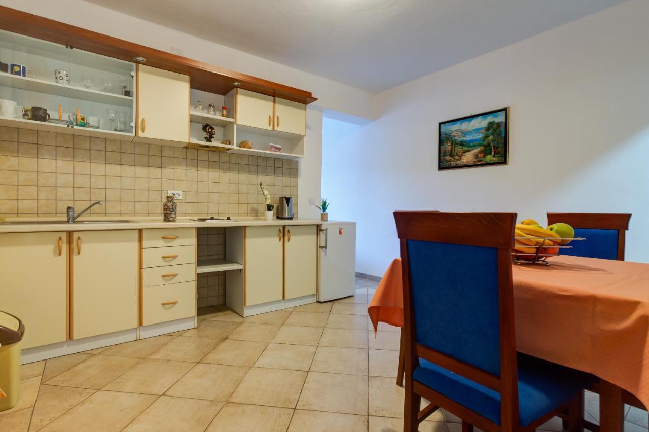 Apartments Vesna Tivat Exterior foto