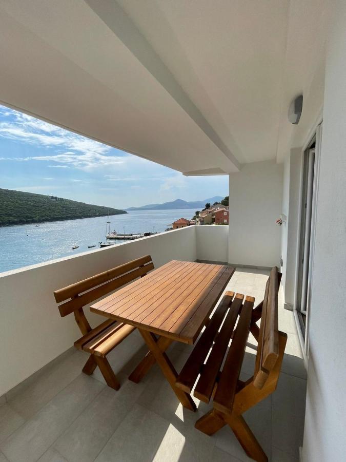 Apartments Vesna Tivat Exterior foto