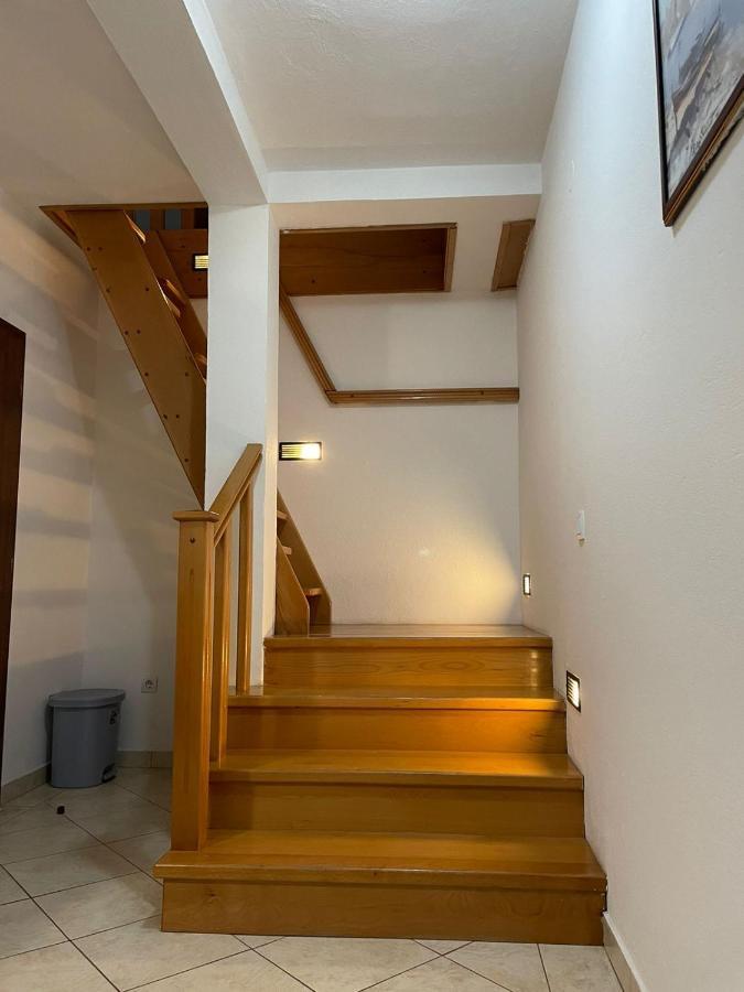 Apartments Vesna Tivat Exterior foto