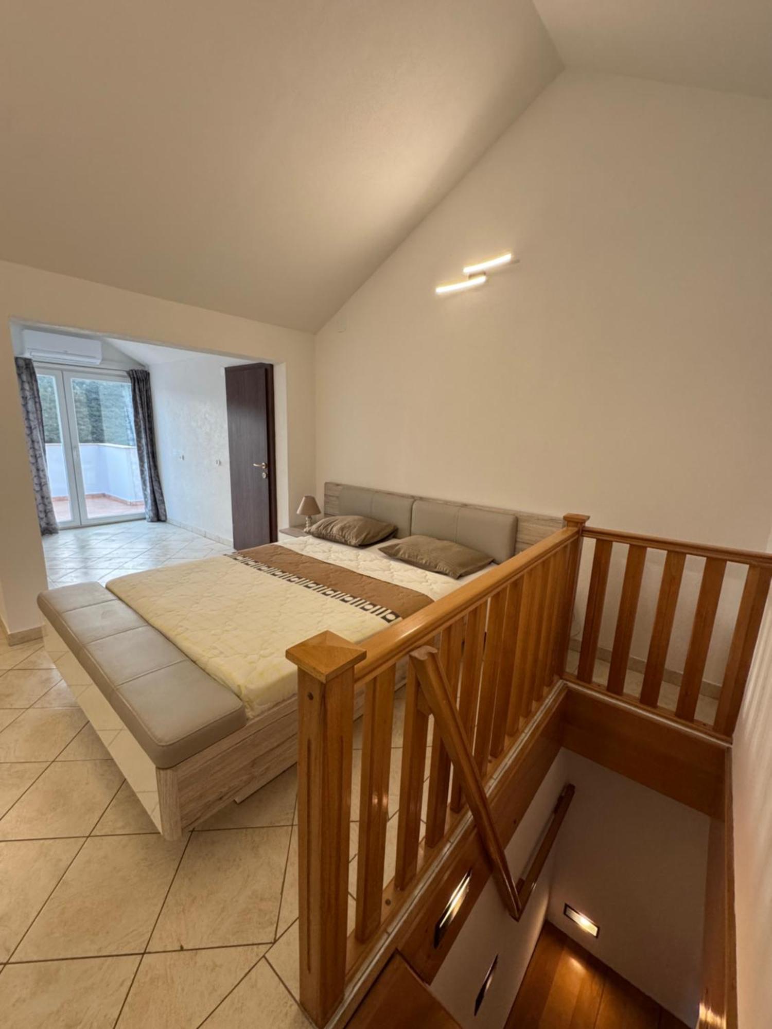 Apartments Vesna Tivat Exterior foto